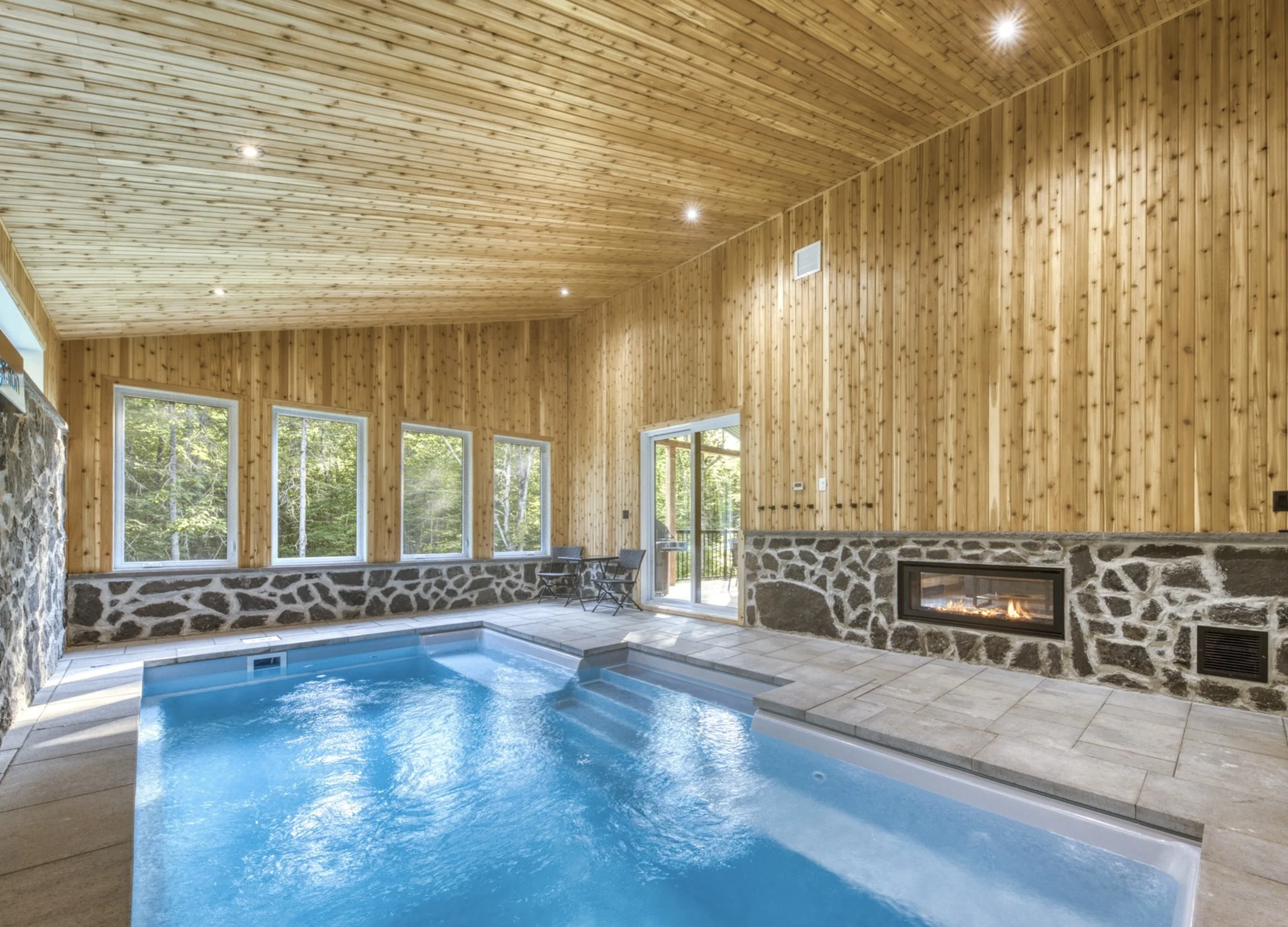 Mova fiberglass inground pool, model 12x22, Diamond finish in Loup Gris, installed by Carignan