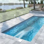 Piscine creusée en fibre de verre Mova, modèle 9x24 - Couloir athlétique